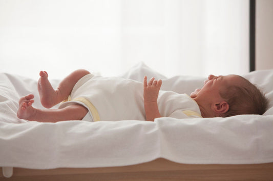 Warum weint mein Baby? Die 7 häufigsten Gründe. Und was Eltern tun können