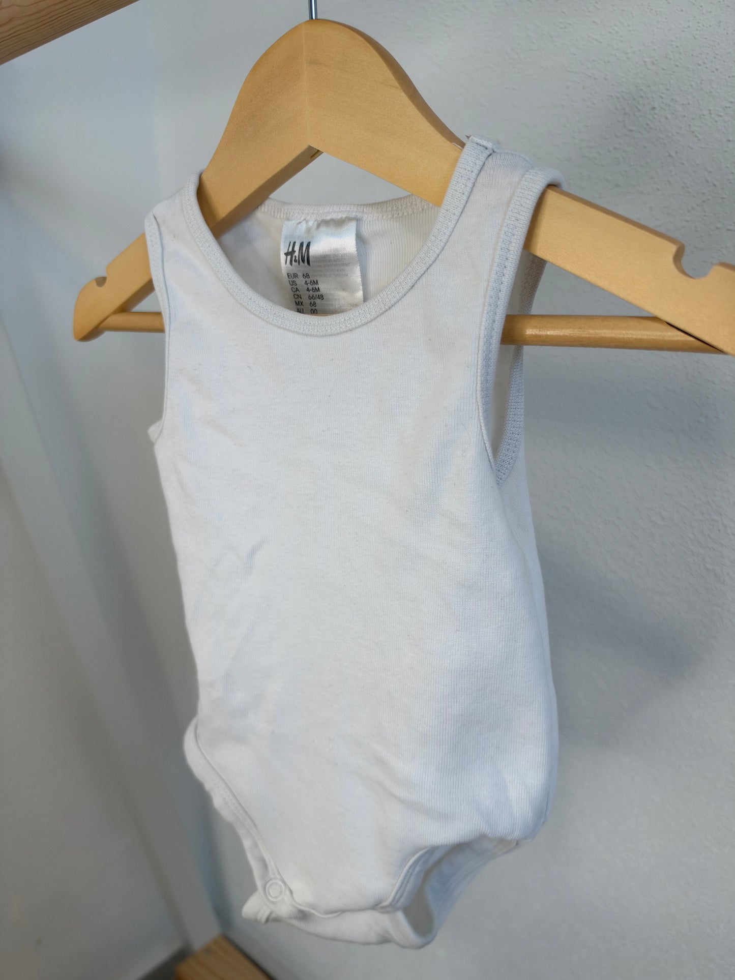 Basic Ärmelloser Body - Gr. 68 - H&M