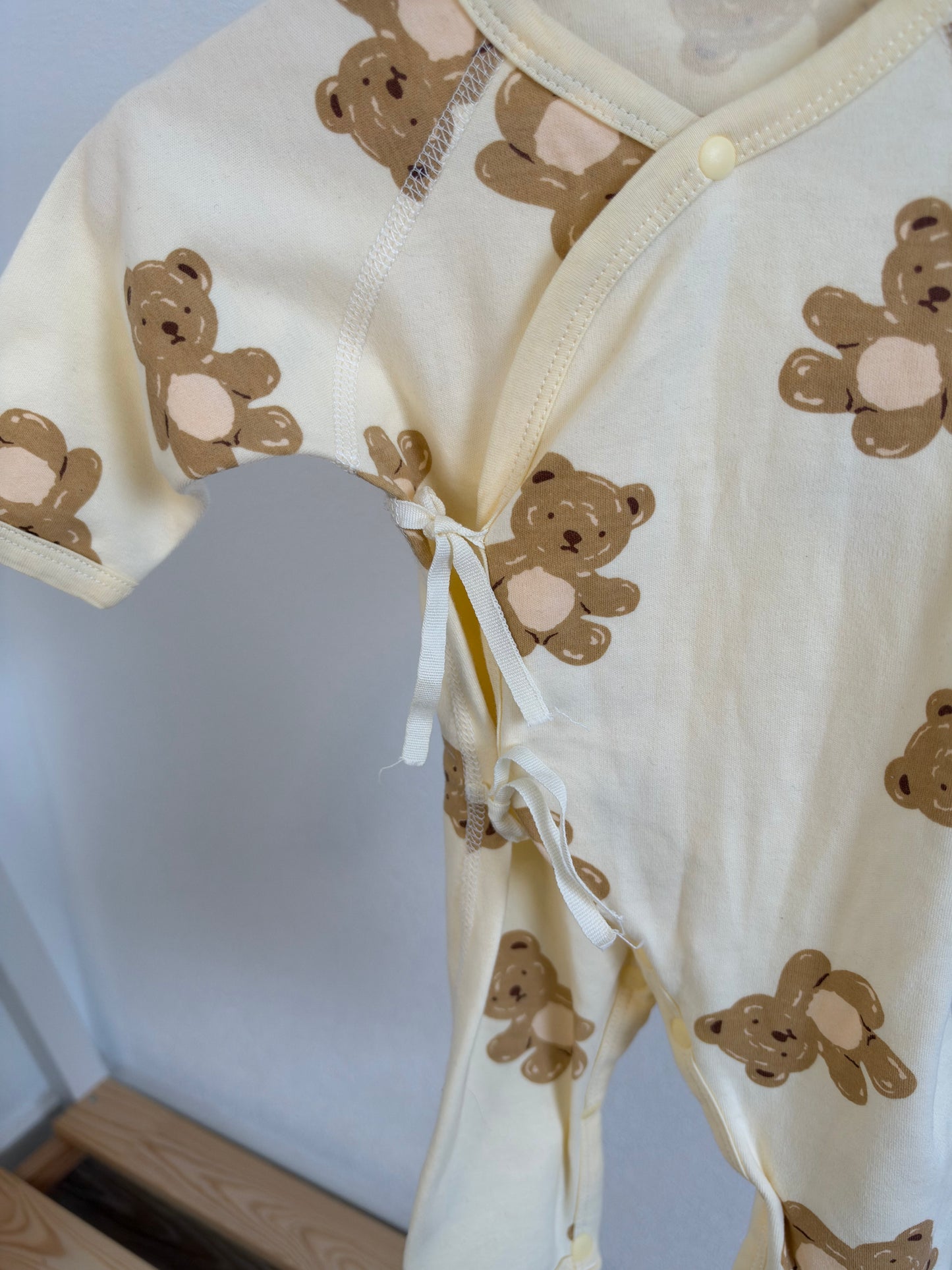 Einteiler mit Teddybären - Gr. 50/56